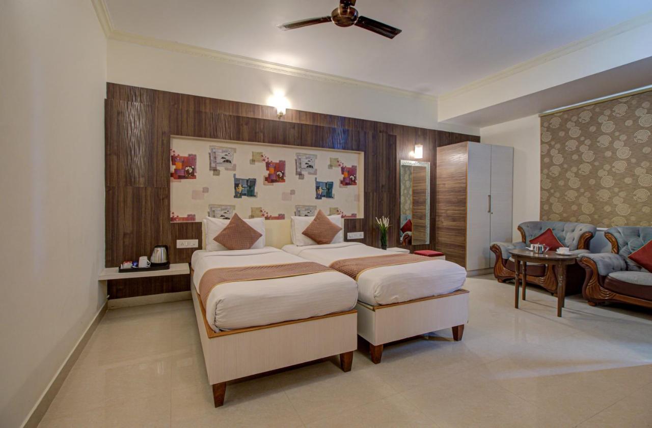 Hotel Royal Classio, 班加罗尔 外观 照片