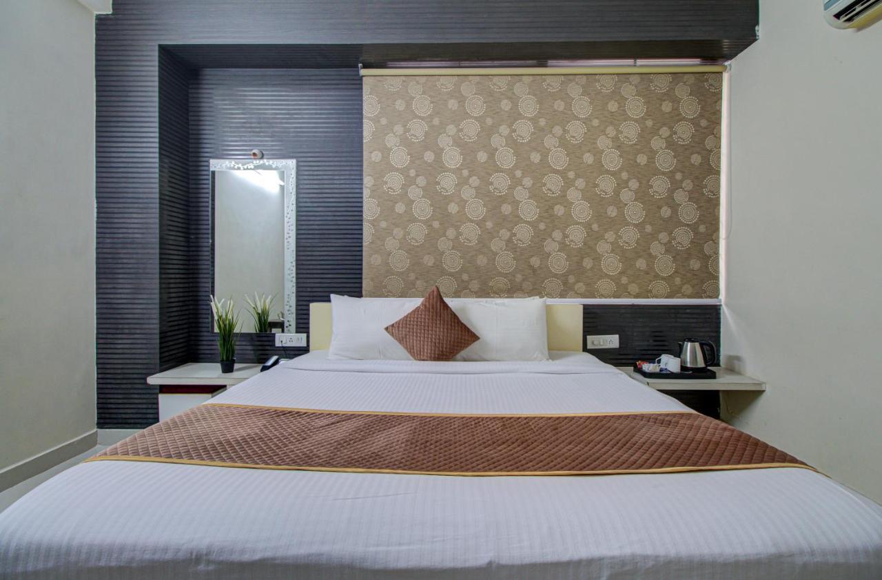 Hotel Royal Classio, 班加罗尔 外观 照片